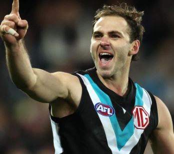 What a shit show. If I called anyone a F****t at my place of work, I would get fired. Yet Jeremy Finlayson gets a fine &amp; a slap on the wrist.  Port's own AFLW coach is gay! The AFL preaches inclusivity &amp; this shit continues to happen. Bro, you are one massive turd. #FinlaysonTurd