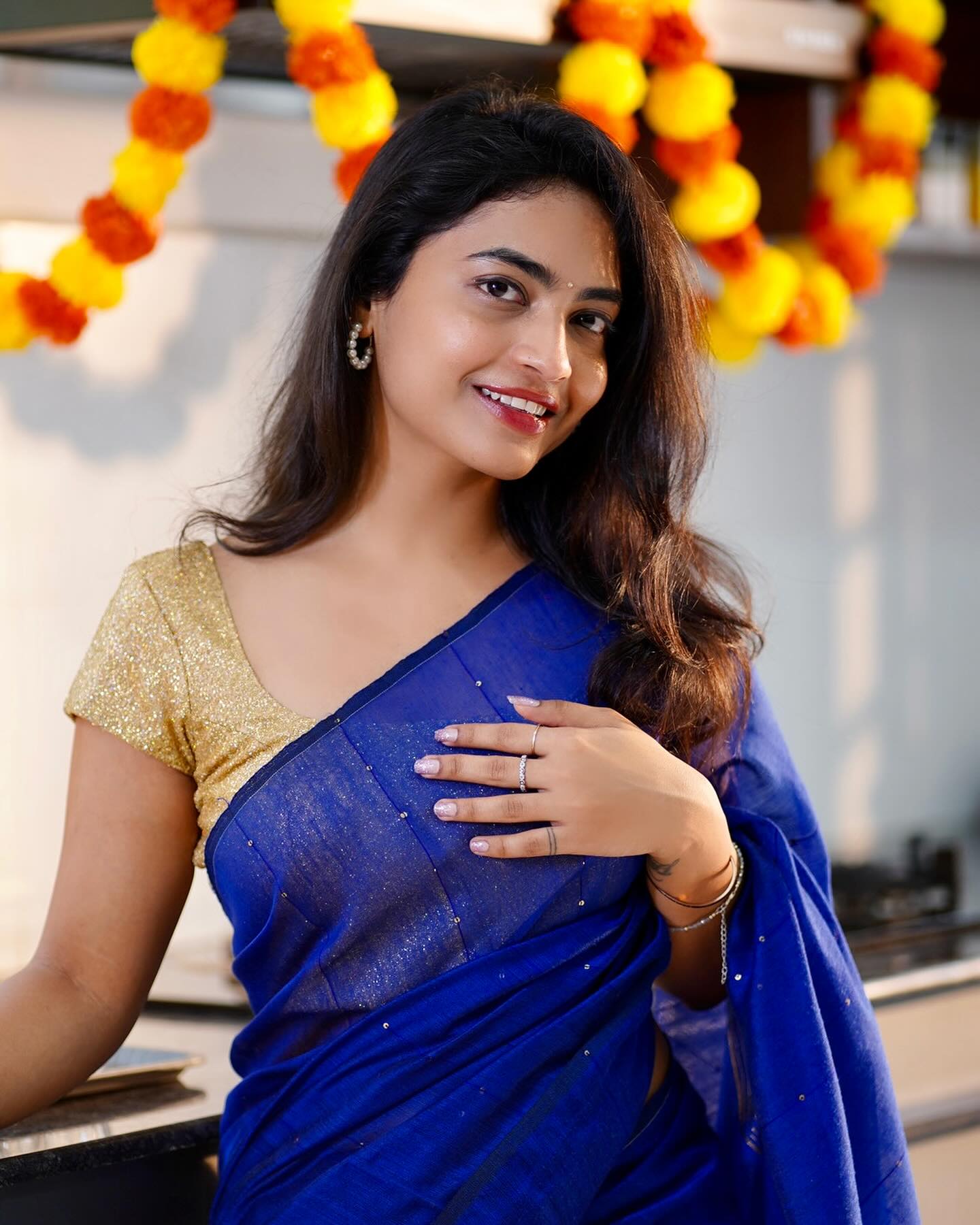 GKssjXSaIAA05GA?format=jpg&name=large