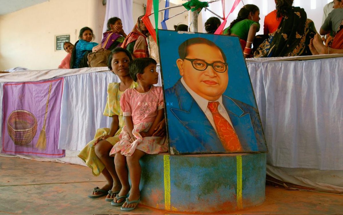 dikshu_ingle's tweet photo. #भीमजयंती2024
#05DaysToGo
#ThanksPhuleAmbedkar
डॉ बाबासाहेब म्हणजे अष्टपैलू व्यक्तिमत्त्व होते . त्यांना प्रत्येक क्षेत्राचे परीपूर्ण ज्ञान व माहिती होती . सामाजिक ,राजकीय ,आर्थिक शैक्षणिक, धार्मिक पत्रकारिता , कायदे अशा विविध क्षेत्रात आपल्या अमोघ वक्तृत्वाने व कुशल नेतृत्वाने https://t.co/1q9p19oywM