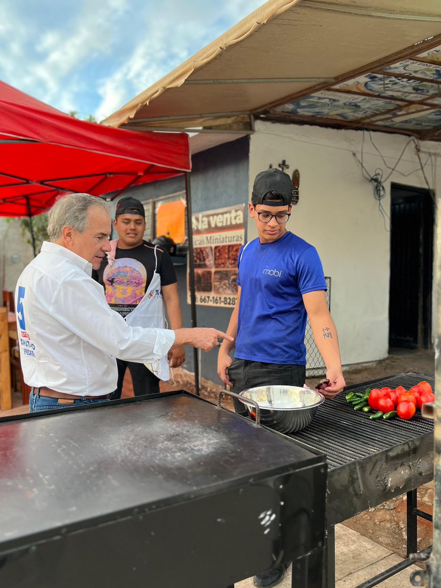 SergioPioEsquer's tweet image. Gran recorrido por la Colonia Progreso, un sector que conozco bien, desde #Nidos 🪺, hemos ayudado a formar una mejor comunidad. Desde el Congreso trabajaré día y noche para seguir mejorando su calidad de vida ¡No les voy a fallar! 💙

#MerecesMás 🐥