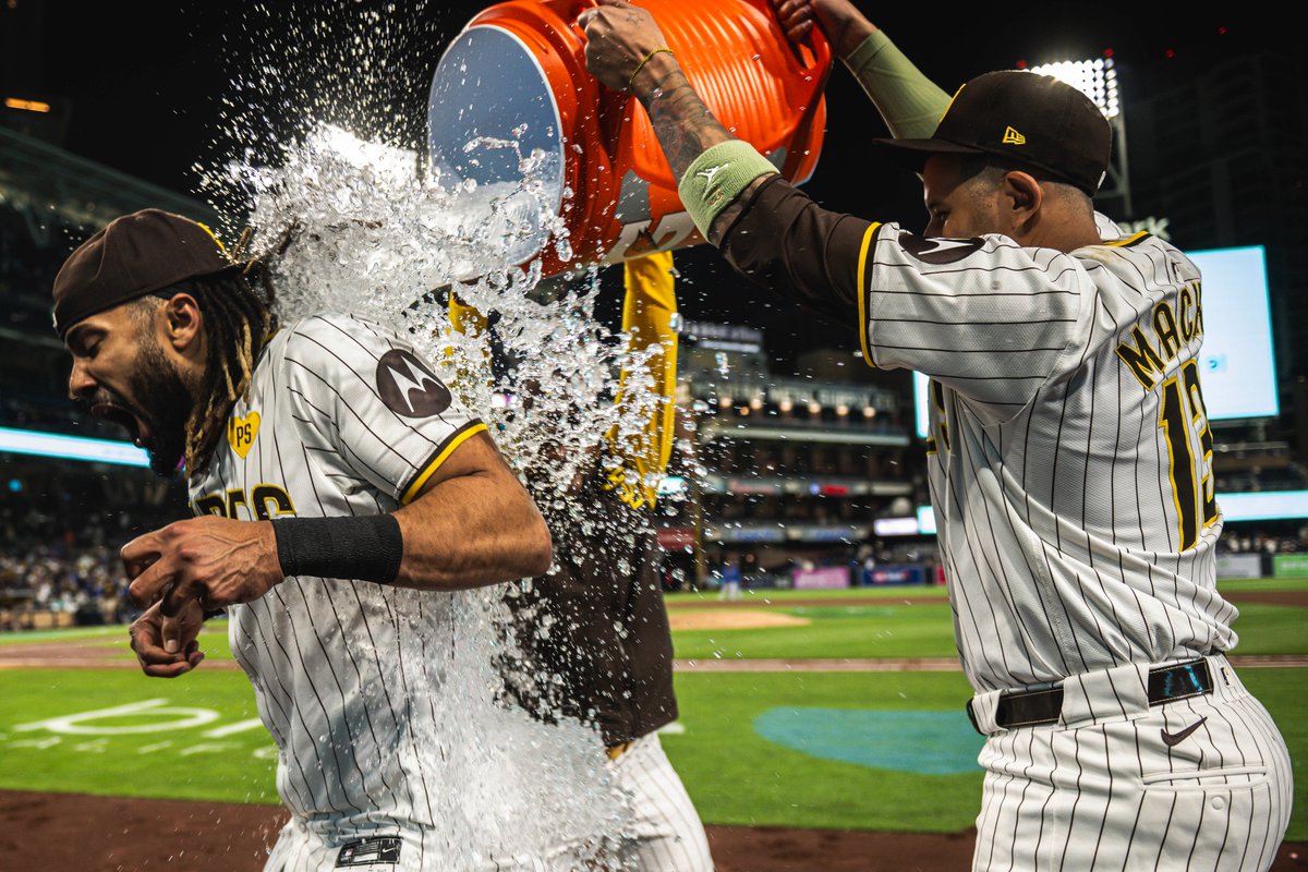Padres's tweet photo. Ice Ice Baby https://t.co/cHbdKQwaYK