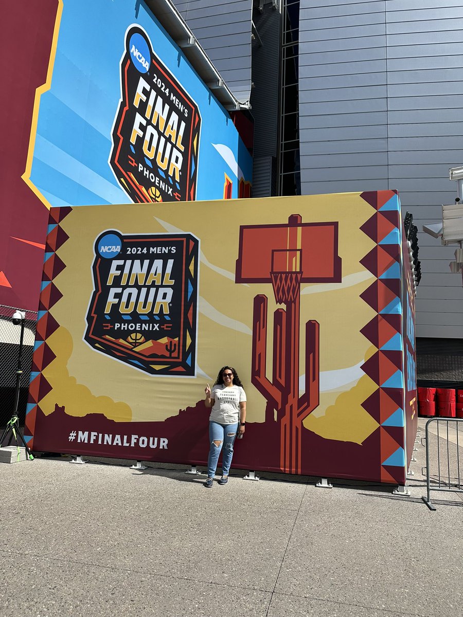 Exactly 11 years ago I got to go to the Men’s Final Four with dreams of being an AD. Since then, lots more championships attended and much closer to the court! #NCAAChampionship #NCAAFinalFour