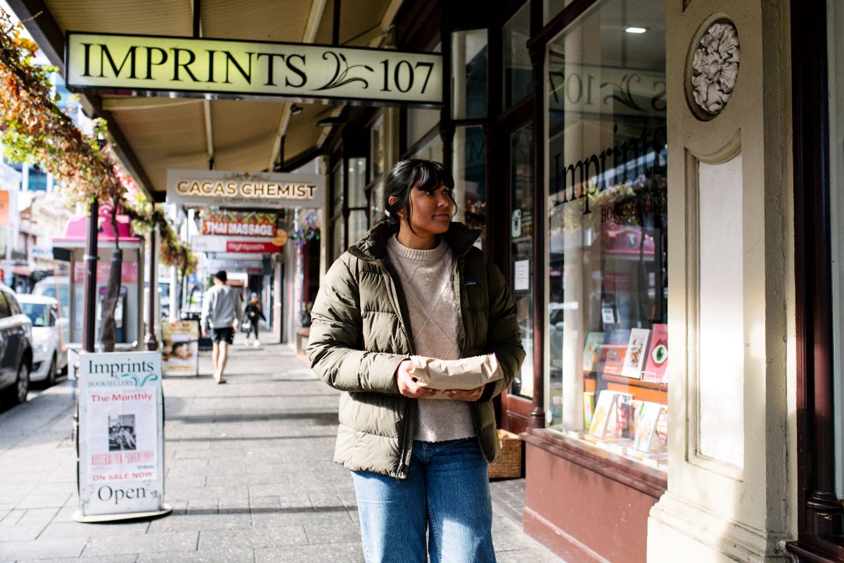 Exciting news for Hindley Street! 🎉 A $15M upgrade is coming, with more funds for streetscape improvements. 💬 Share your concept design ideas for Hindley Street Revitalisation Project and attend drop-in sessions on April 30 and May 2. Learn more: brnw.ch/21wIDeV