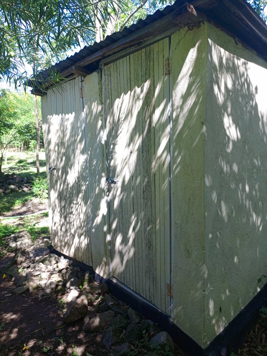 VivaAfric's tweet image. #EndOpenDEFECATION Newly built toilets in Yokia Mfangano Island.