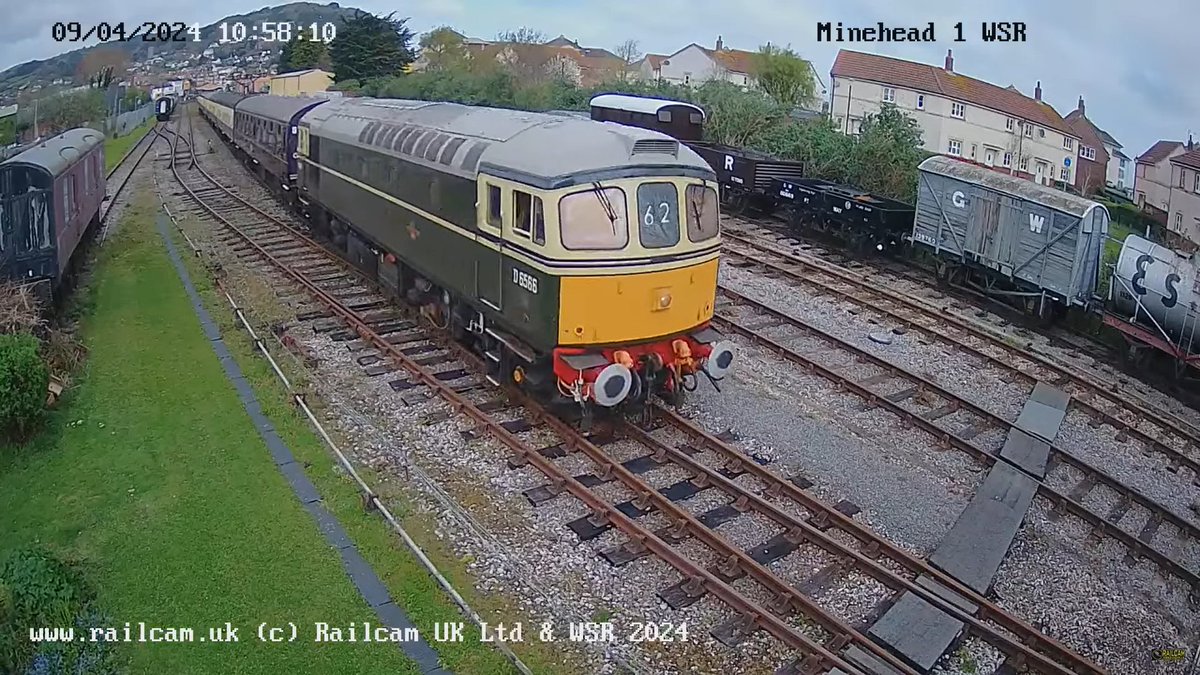 Guard_Amos's tweet image. The @wsrdepg #SulzerD6566 is captured on @railcamlive/@WSomRailway #Minehead and #BlueAnchor cams it makes its way towards #Williton to start 3 days of testing for #HymekD7017