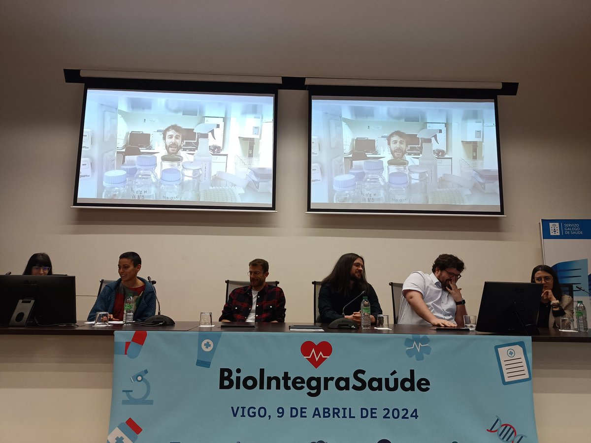 Vamos ahora con la visualización de los videos de Tus 3 minutesis. A votar! #Biointegrasaúde2024
👉🏻 fundacionbiomedica.es/celebracion-de…
 <a href="/ACIS_sergas/">Axencia Galega de Coñecemento en Saúde</a> <a href="/SanidadeXunta/">Consellería de Sanidade</a> <a href="/idis_research/">Instituto de Invest. Sanitaria de Santiago (IDIS)</a> #INIBIC