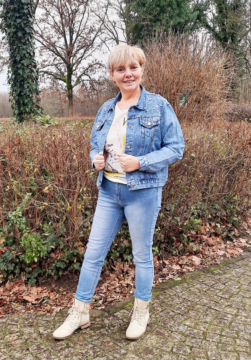Seadbeady's Fashion and Lifestyle Blog: Where to Find Unique Clothing For Women - BeReal - Jeans Jacket seadbeady.blogspot.com/2023/01/where-… #Lifestyle @LifestyleBlogzz #TeamBlogger @BloggersHut #BloggersHutRT #Blogger #Fashion #BBlogRT #Beauty