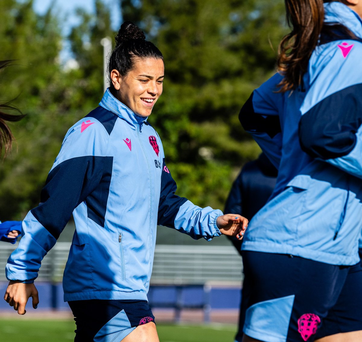 Semana de 𝘿𝙚𝙧𝙗𝙞 ⚪⚫⚔🔵🔴