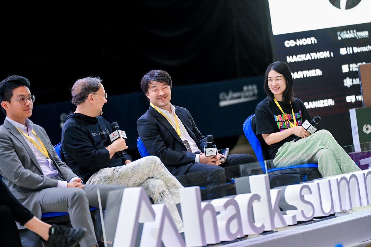 Yolanda Chung, PANONY & PANews Partner, hosted a VC Panel at 'Hack.Summit() 2024' with industry leaders @OmerOzden0x from @RockTreeCapital, @BMANLead from @ABCDELabs, Gavin Wang from @snzholding, Yi Wang from @CSOP_AML, and @WANG9599 from @Global_JDI, discussing Smart Money…