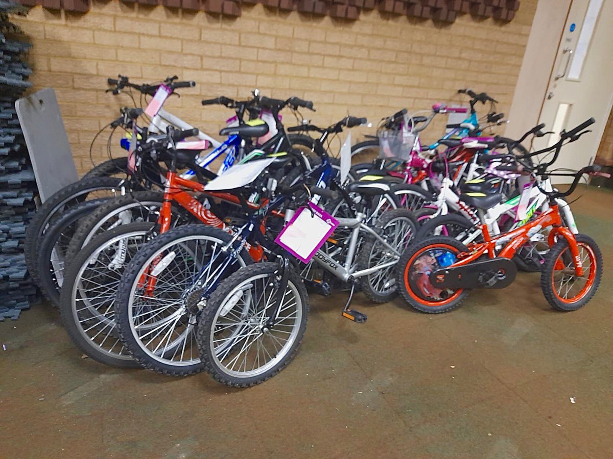 15 bikes are ready for Stockwell Primary School tomorrow! All thanks to the generous support of Marfleet Ward Councillors 👏🏼🚲