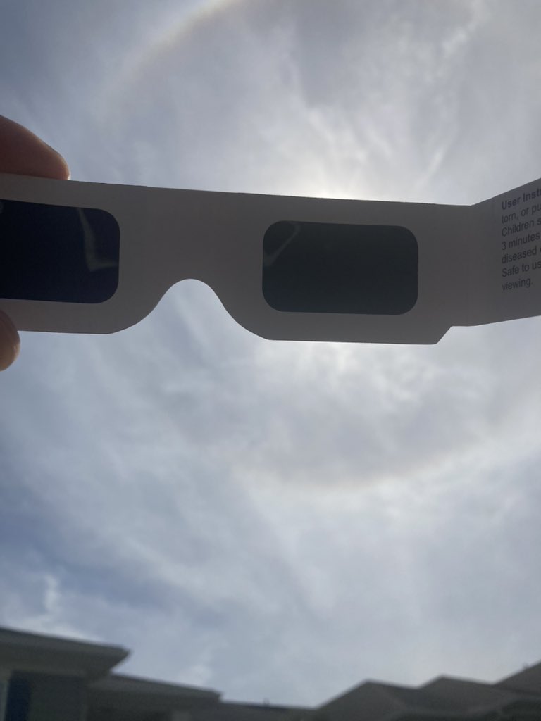 silverlining___'s tweet photo. Eclipse Day 2024 Yesterday was really a science movie yesterday 🤓😎 https://t.co/9VRIfZeula