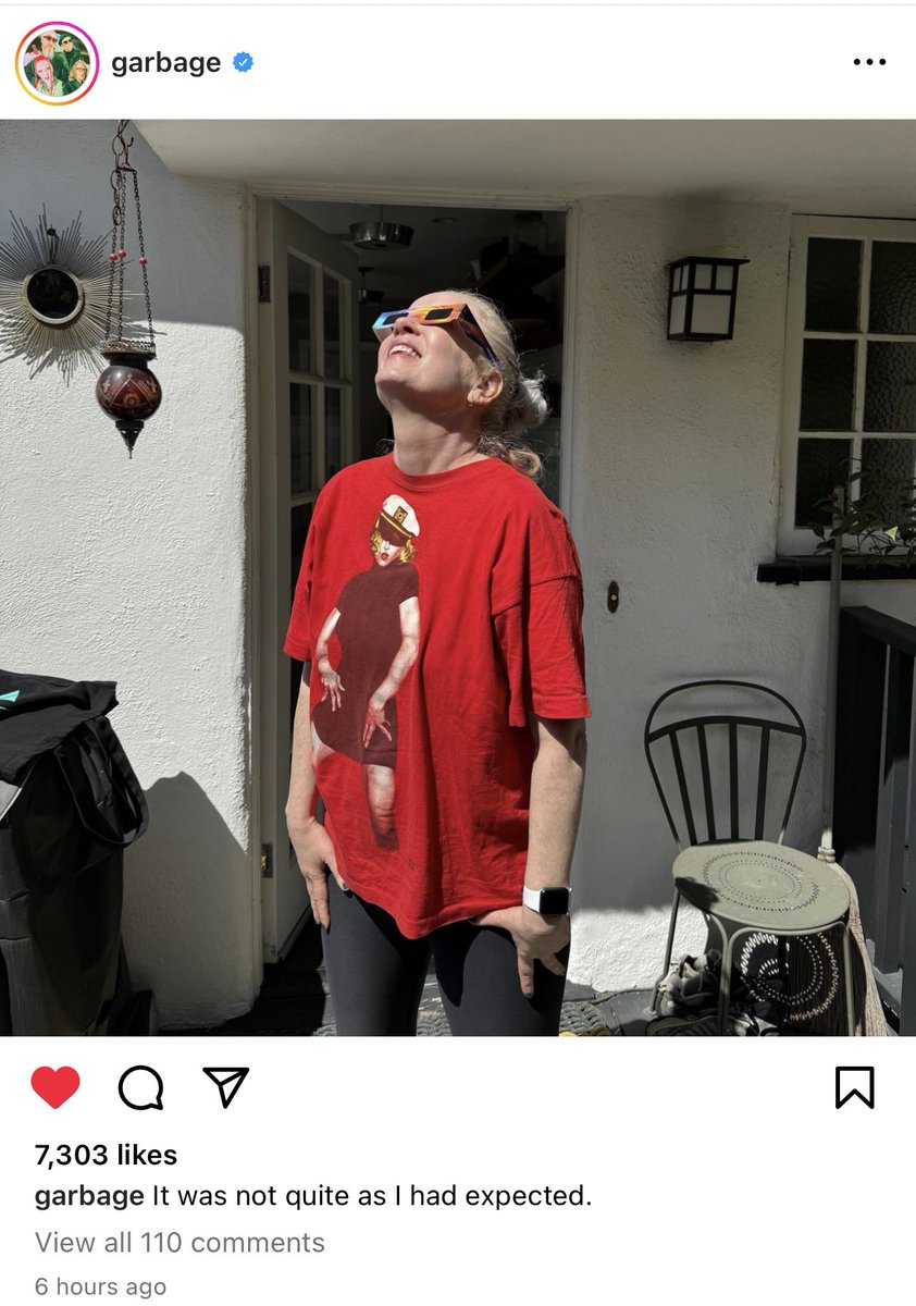 Shirley Manson from @garbage wearing a Madonna shirt for the eclipse yesterday. 😎 🌙
#ShirleyManson #Madonna #Eclipse2024