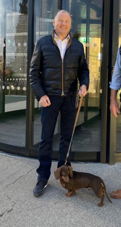 WeCleanBham's tweet image. 🎉Today we are celebrating our Director, David Harker’s Birthday 🎉

We are sure his superstar Dachshund, Lupo has serenaded him this morning with a chorus of Happy Birthday’s 🐶

Please join us in wishing David a wonderful day celebrating😁🎂