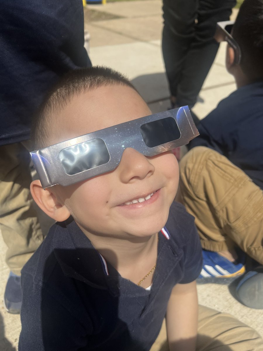 Eclipse energy with the brightest lights I know! ✨💫

<a href="/thecjrschool/">Commodore to College</a> <a href="/BaltCitySchools/">Baltimore City Public Schools</a> <a href="/greatfuturesbal/">Baltimore City Early Learning</a> <a href="/MdPublicSchools/">Maryland State Department of Education</a>