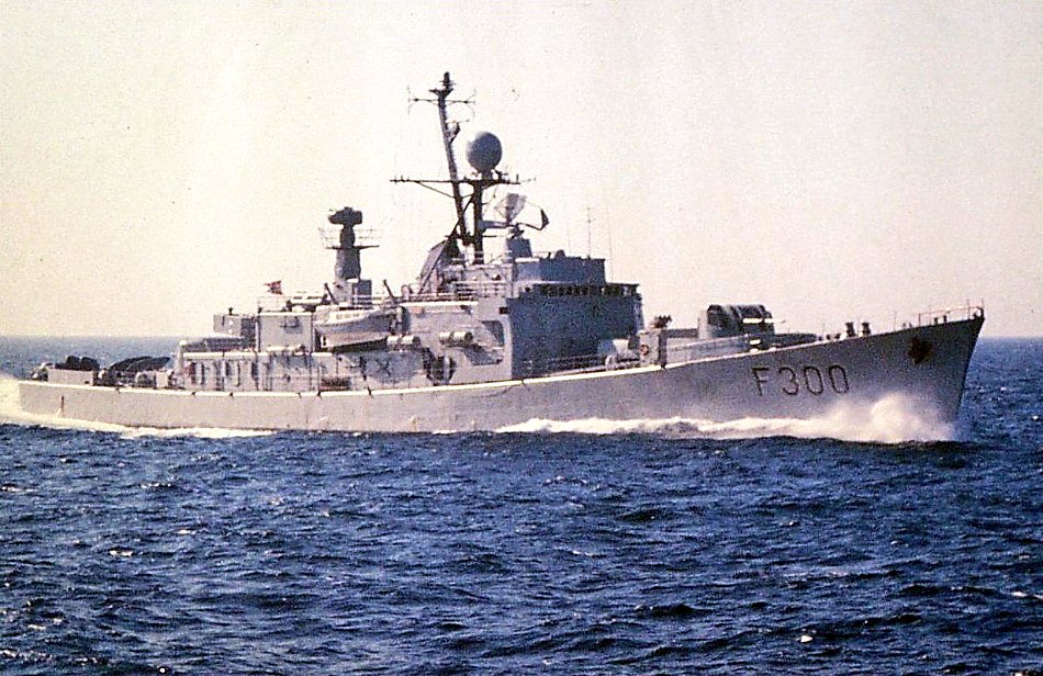FlMichele69's tweet photo. Frigates
FF #HNoMSOslo F300 (1966-1994)
Oslo Class
📷 #Norway 1977 by #HMCSMargaree DDH230 (Brian Lapierre)
@Forsvaret_no 🇳🇴 https://t.co/ZTz92S54aV