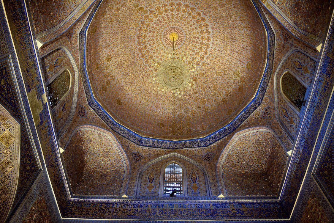 OTD in 1336 Amir Timur, Uzbekistan’s national hero & founder of the Timurid Empire, was born. Last month I saw the humble crypt he built for himself in Shakhrisabz, & the dazzlingly ornate mausoleum in Samarkand where he was actually buried.