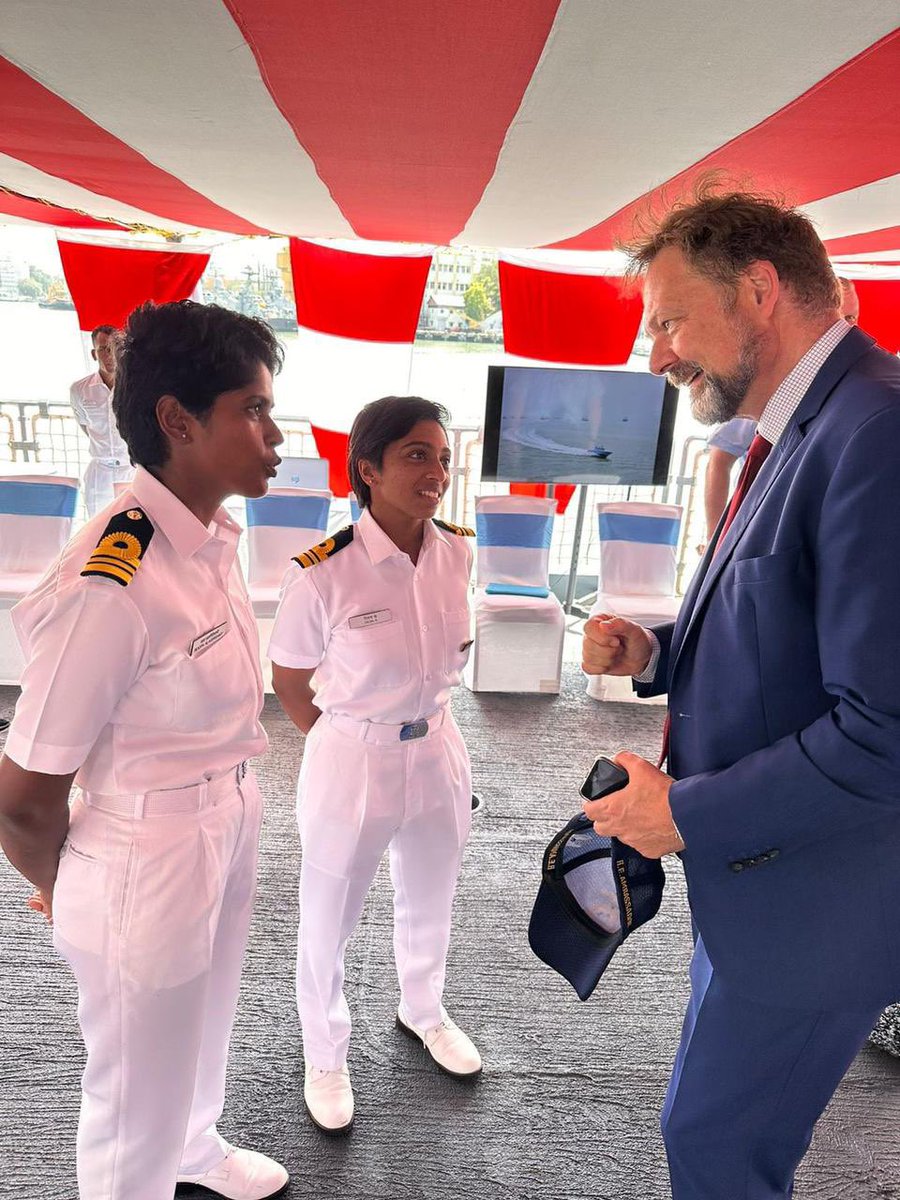 Our shift towards India & the Indo-Pacific is manifesting itself in concrete actions: military visits, joint exercises & potential co-production. Berlin fully backs submarine negotiations. My interview with @oburkhard from @thyssenkrupp marine systems: aninews.in/news/world/asi…