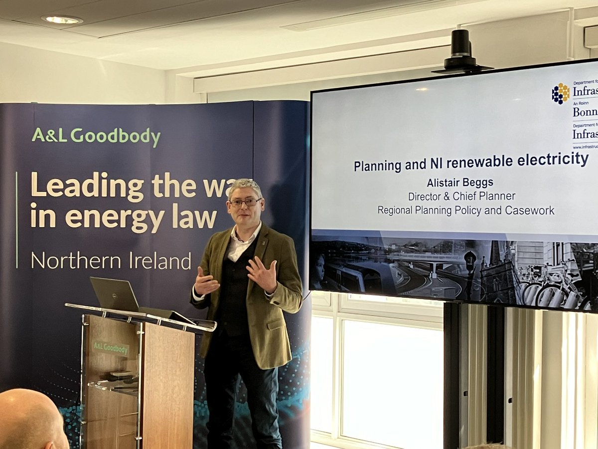 Key presentation at #planning and #RenewableEnergy seminar is Director of Planning Policy and Casework @deptinfra