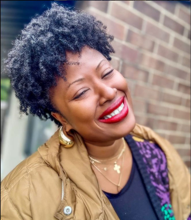 Liberate_ltrcy's tweet photo. Book Name: Adama Loves Akara
Author: Vickie Remoe

In this storybook. Adama and her dad, Adamu,  play, learn, and enjoy tasty Akara. This book is perfect for kids aged 3-5 to learn basic vowel sounds.

Drop a book emoji if you loved Akara while growing up.
#liberateliteracysl https://t.co/syoVFbbCXK