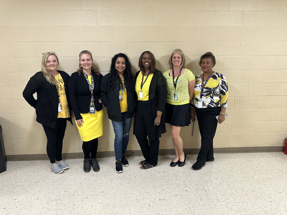 The BEST science department showing out on eclipse day! 🩵☀️🕶️❤️