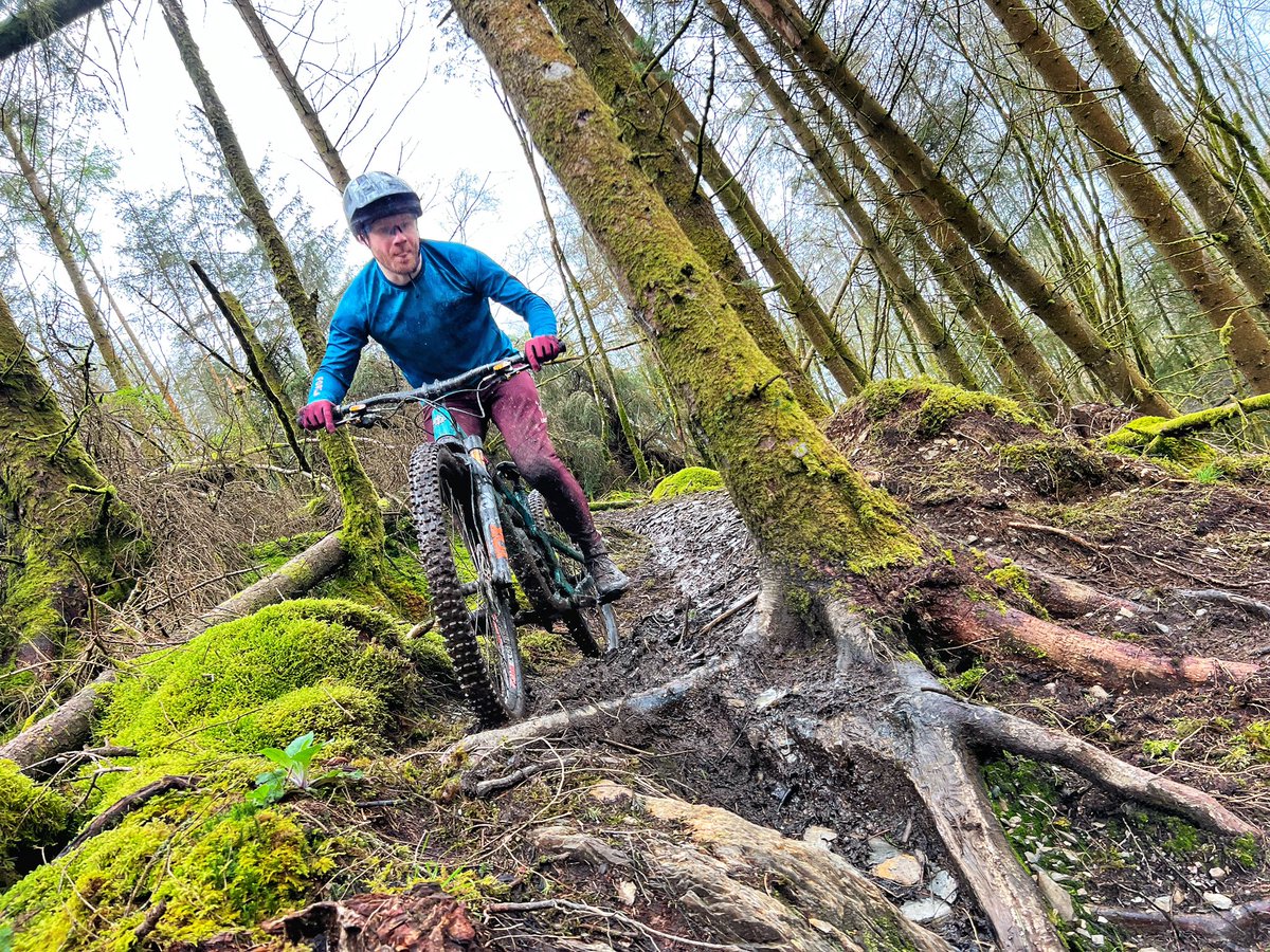 Funday playing in the forest on the trail bikes. Super techy, slick, and definitely committing! #mtb #enduro #wales