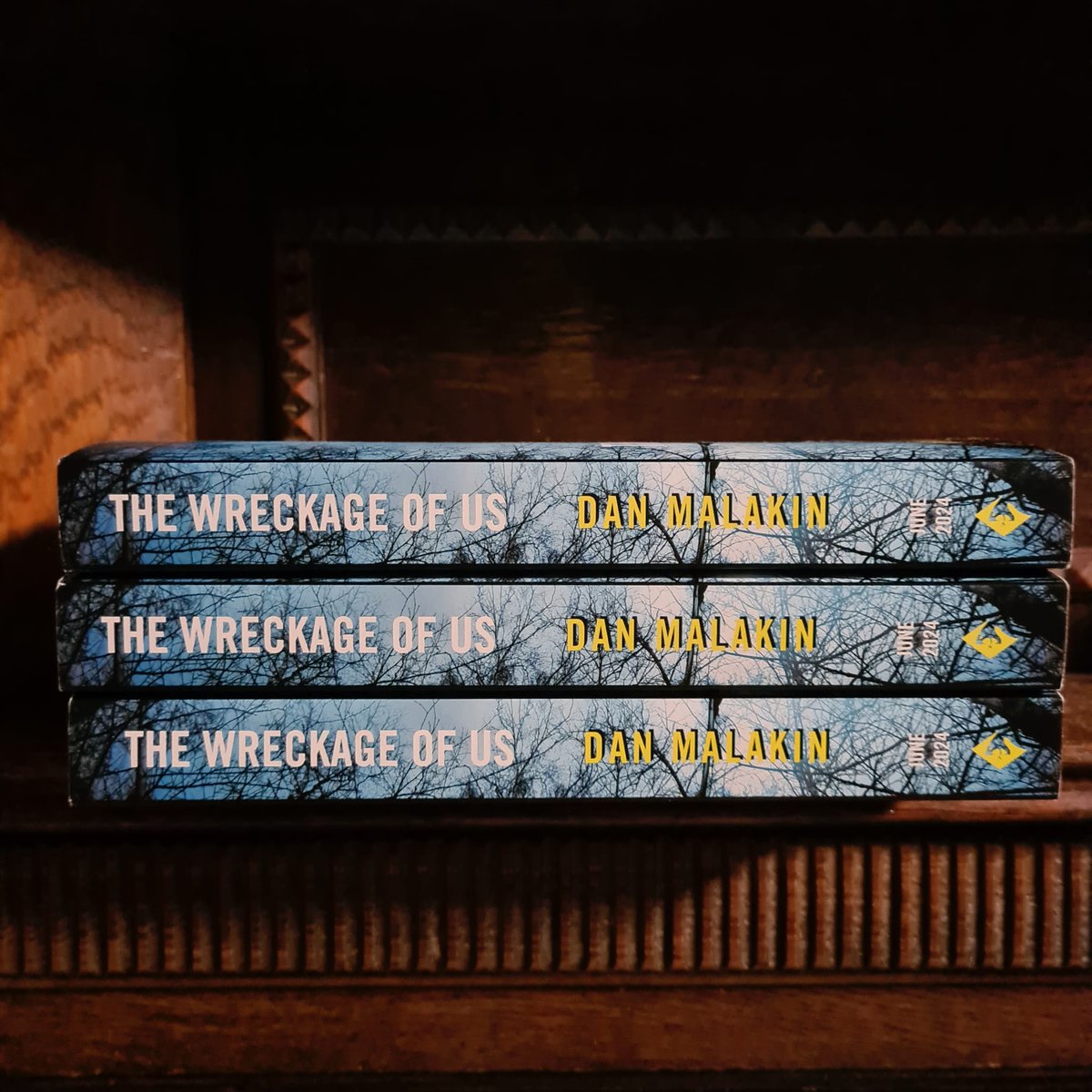 🥳🥳🥳​ THE WRECKAGE OF US giveaway! 🥳🥳🥳​

I’m giving away a signed proof + a £10 voucher to the bookshop of your choice to THREE LUCKY READERS!

To win:
📚 Like this post
📚 RT this post
📚 Tag as many thriller loving pals as you want (1 entry per tag)

UK only, ends 13/04/23