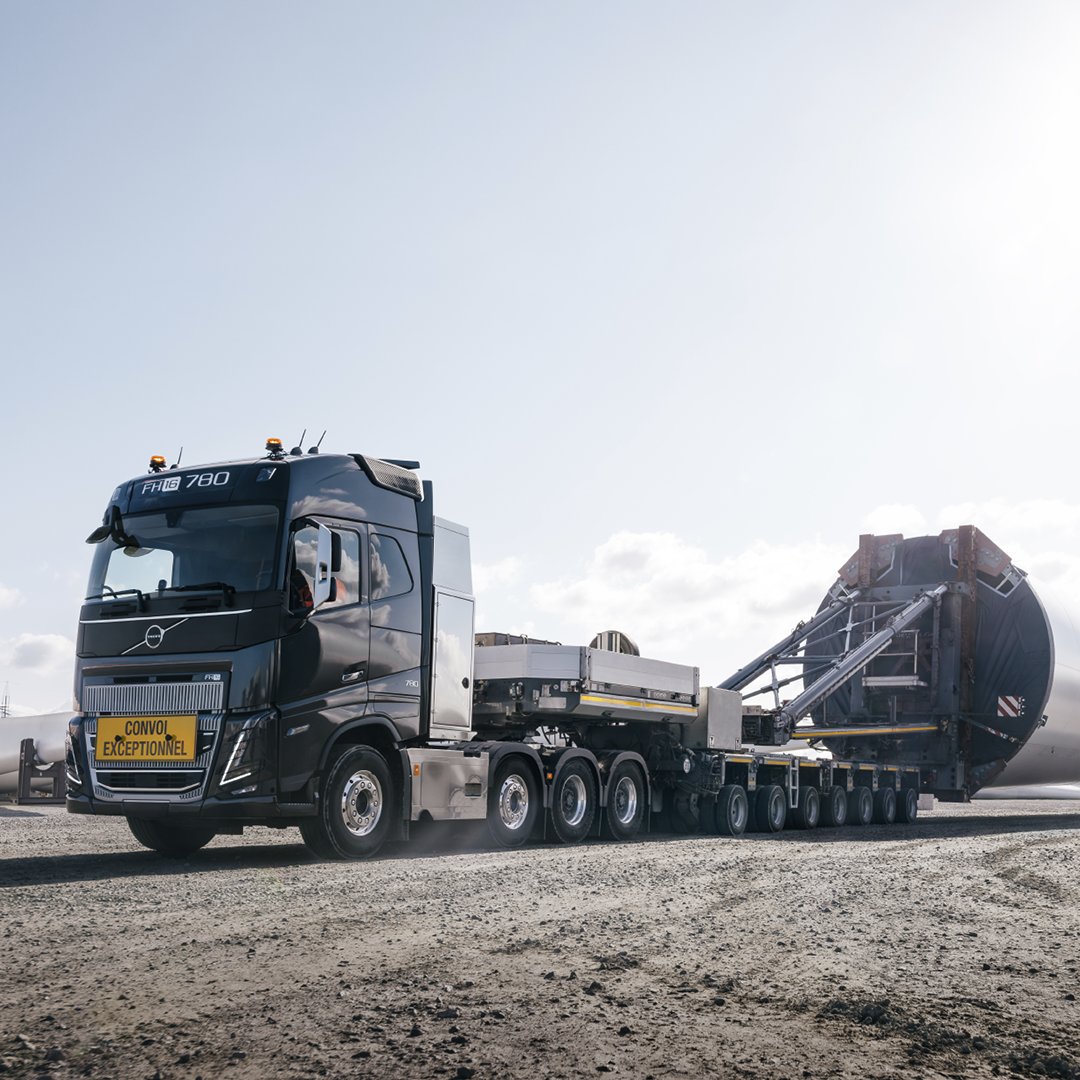 Do more with less. Discover the new Volvo D17 engine and reduce your fuel consumption. More info here: ow.ly/jjnm50Rb4Bs #volvotrucks #volvotrucksaero #energyefficiency #aerodynamics