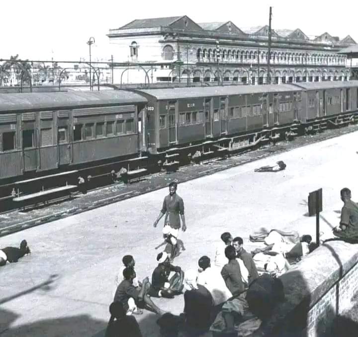 Its 1944. Guess the railway station name.

Hint - West Bengal #GuessThePlace