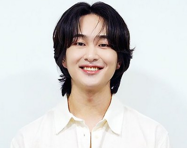 5hawols_Fairy's tweet photo. @griffinenter I love you so much Onew❤️Thank you for filling my life with beautiful things and moment💝💖 It's so so nice to see you back🥹I'm so happy to see you looking so much better🥹It's a blessed and gift to have you in my life💞I wish you the most beautiful my precious Bunny🐰💙🫶#ONEW https://t.co/qzcwPG48x7