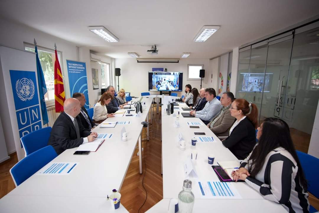 🌍Pleased to announce the launch of a new Tax Inspectors Without Borders programme in North Macedonia! The Public Revenue Office joins hands with OECD and UNDP to strengthen tax administration and promote fair taxation. Learn more: ujp.gov.mk/en/javnost/soo…
