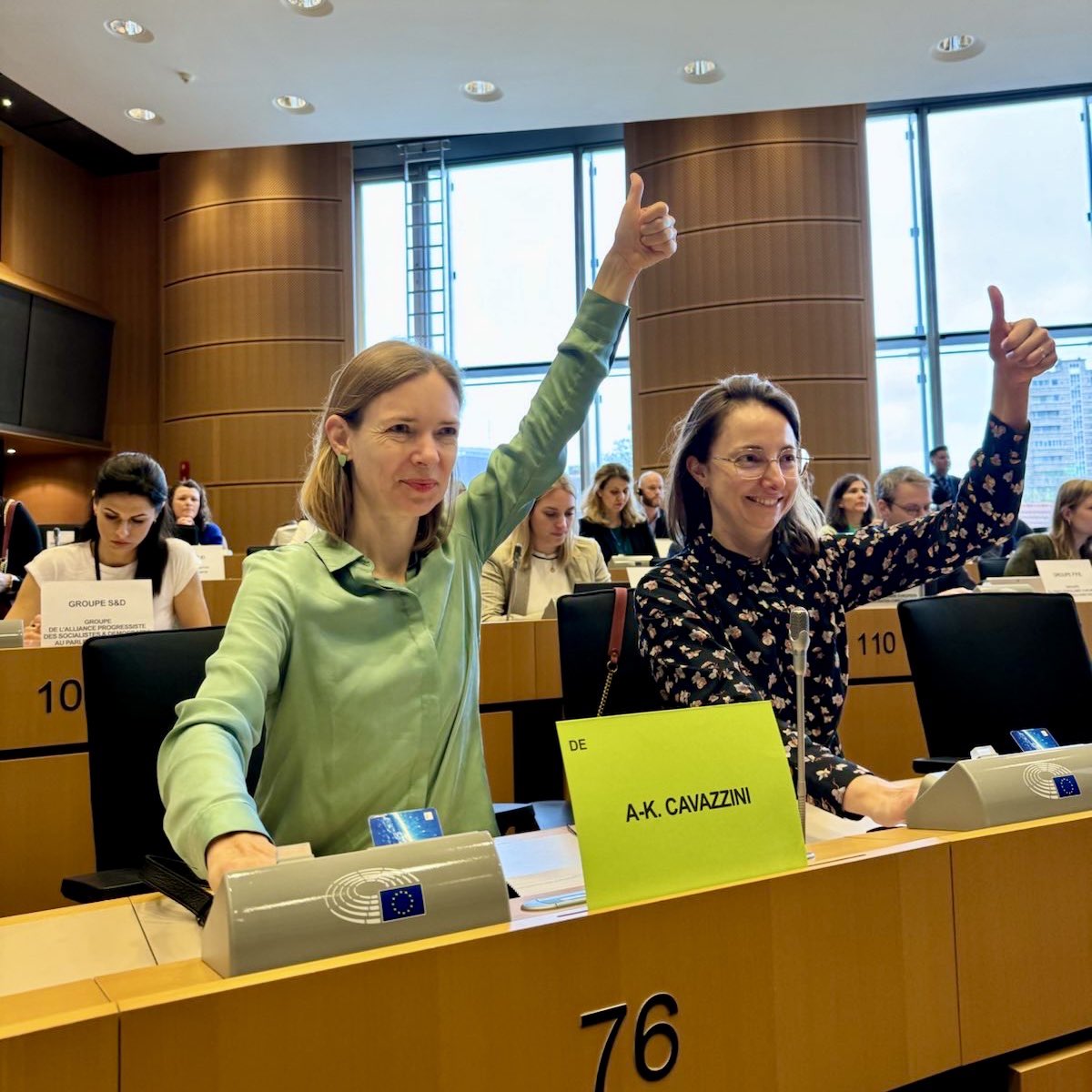 Breaking! @EP_Trade and @EP_Industry vote for the EU‘s exit of the dangerous Energy Charter Treaty. No more damaging private arbitration because of climate measures. A big green success!