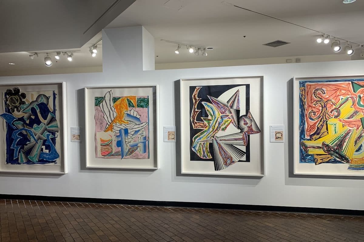 #ExhibitionAnnouncement Setting the two series by Frank Stella and El Lissitzky in dialogue, the show explores the power of Had Gadya to transcend generations, religions, and contexts. At the Skirball Cultural Center in Los Angeles. widewalls.ch/magazine/frank…
