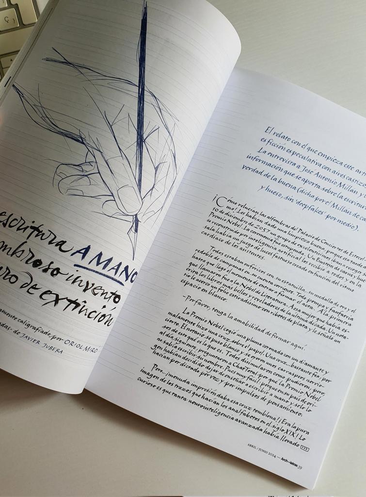 MarAbad's tweet photo. Estos son los diamantes que hace @archiletras 

Escribí en un teclado este reportaje sobre la letra manuscrita y ellos lo enviaron a un calígrafo para que fuera... ¡un reportaje escrito a mano!
✍️ https://t.co/FuGyIVNP9O