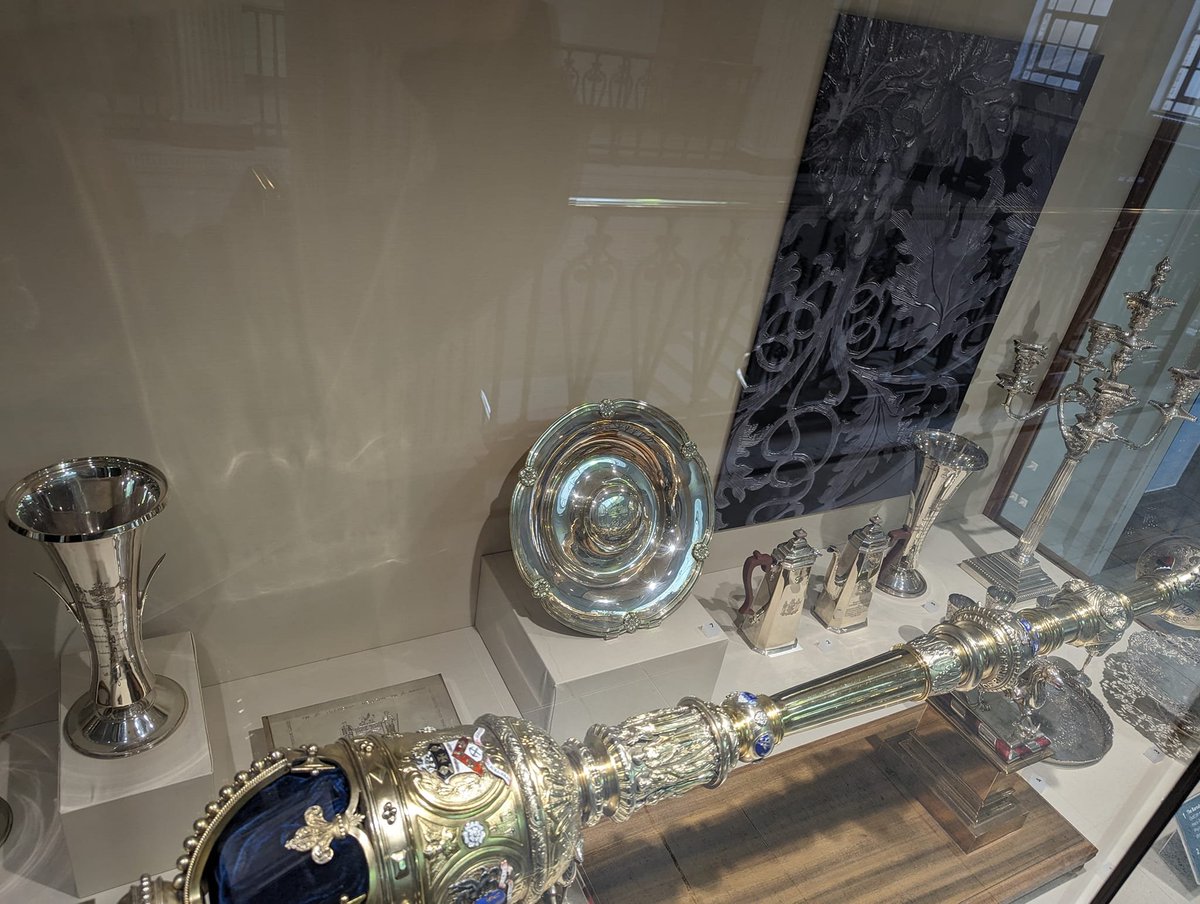 EBMuseum's tweet photo. This month @BarnsleyCouncil celebrates its Golden Anniversary.
The council was formally established on 1 April 1974 under the Local Government Act 1972.
When you visit the museum don't forget to also see the Civic cases on the first floor of the town hall.
#LocalGov50 https://t.co/ZSOBnds52G