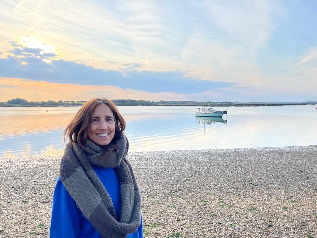 Join us in saying a big welcome to our newest festival volunteer! Siobhan Horner-Galvin, co-author of For Better For Worse, For Richer For Poorer, tells us what drew her to volunteering at the Felixstowe Book Festival 2024 in our latest blog post. 👇 felixstowebookfestival.co.uk/blog