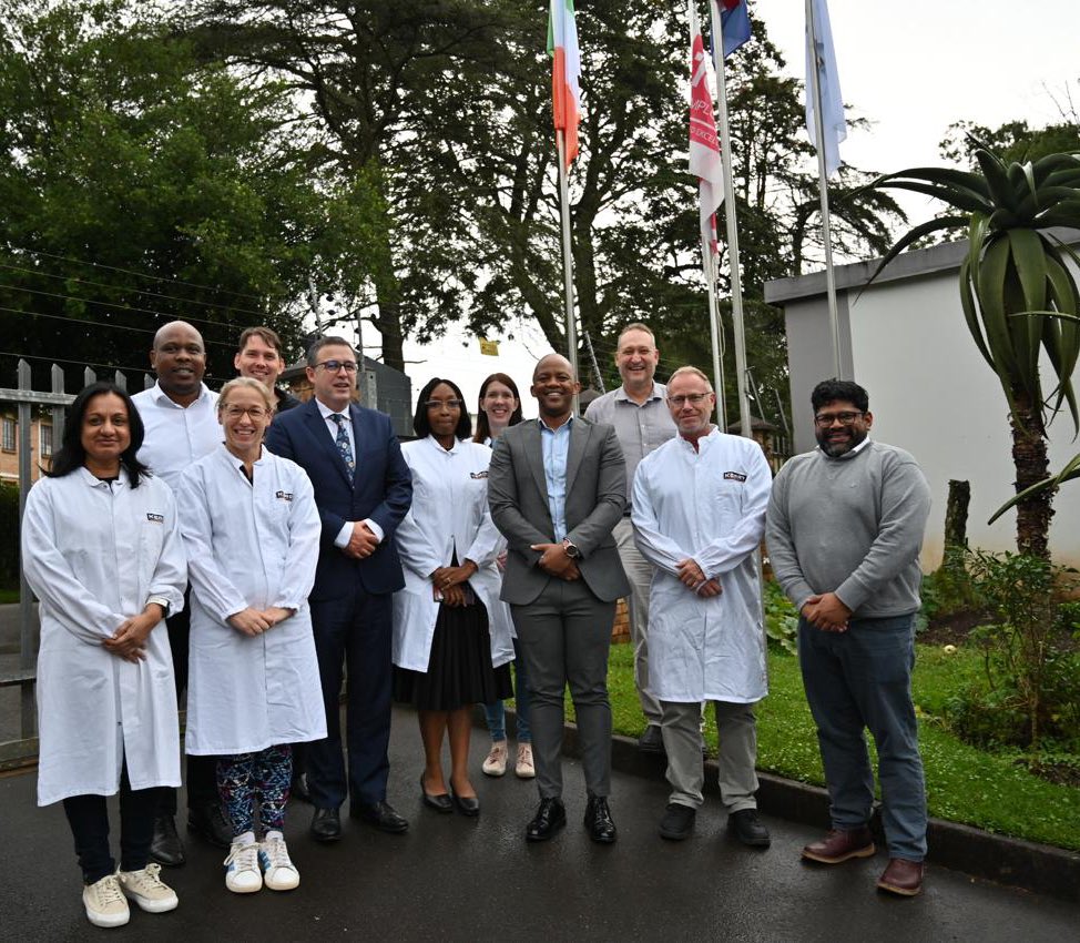 IrlAmbRSA's tweet photo. Great to see @WeAreKerry ingredients experts and nutritionists bringing ideas to life at the Durban research centre. A proud Irish company invested in SA that sees big potential in this region. #globalIreland https://t.co/qvQ7rbAh74