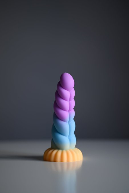 Today is the World Unicorn Day ! I am sure @pipadirty55 would love my toy 😊 https://t.co/ROBBlgLuTj<a class="tags" href="/tag/pipadirty55">@pipadirty55</a><a href="/tag/streetfighter"class="tags"><span>#streetfighter</span></a><a href="/tag/capcom"class="tags"><span>#capcom</span></a><a href="/tag/gaming"class="tags"><span>#gaming</span></a><a href="/tag/ryu"class="tags"><span>#ryu</span></a><a href="/tag/jeuxvideo"class="tags"><span>#jeuxvideo</span></a>