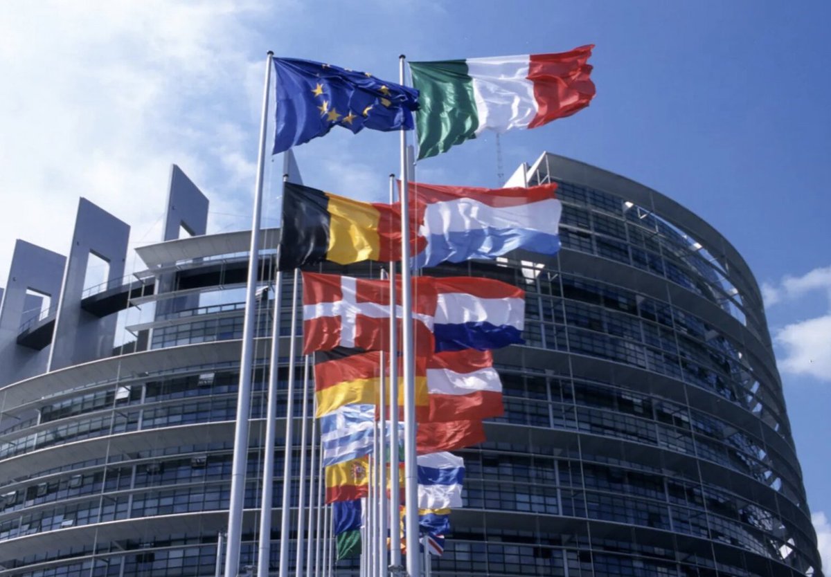 📷Oggi e domani <a href="/avvisopubblico/">Avviso Pubblico</a> è al <a href="/Europarl_IT/">Parlamento europeo</a> a #Bruxelles per presentare il proprio modello associativo e il codice etico dell’associazione, denominato Cᴀʀᴛᴀ ᴅɪ Aᴠᴠɪsᴏ Pᴜʙʙʟɪᴄᴏ, considerato buona pratica anticorruzione in Europa.

#Europa #ParlamentoEuropeo