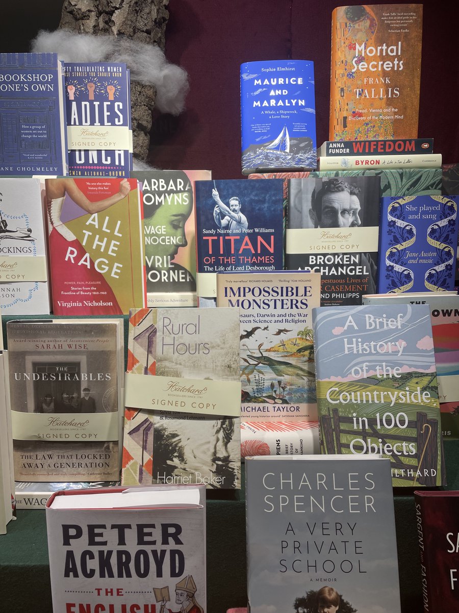 LOVING these displays at @Hatchards & @Foyles featuring some of our 2024 titles so far... Keanu Reeves Is Not In Love With You Be Funny Or Die Four Chancellors and a Funeral Titan of the Thames @deathtospinach @gralefrit @RussInCheshire @SandyNairne @ProfPWilliams