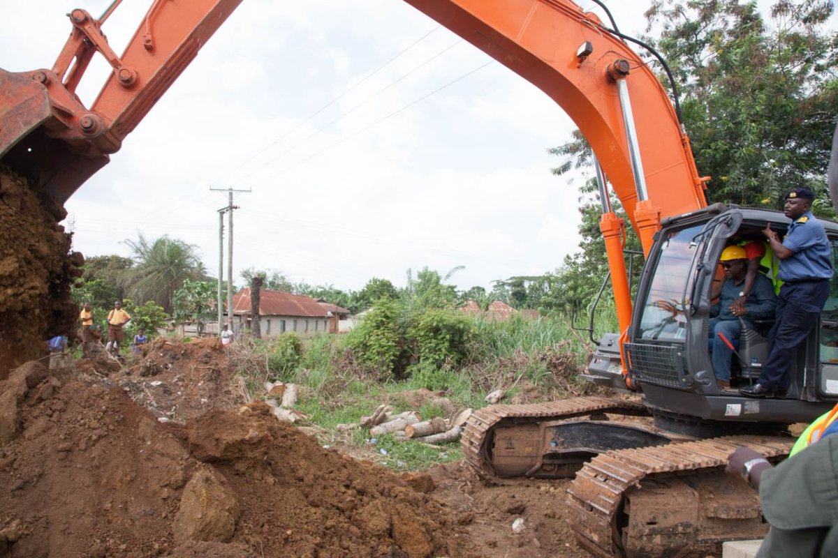 June 2015, H.E John Mahama cut Sod for the construction of the Adeiso - Asamankese road which is one of the many Cocoa roads being Constructed across the country