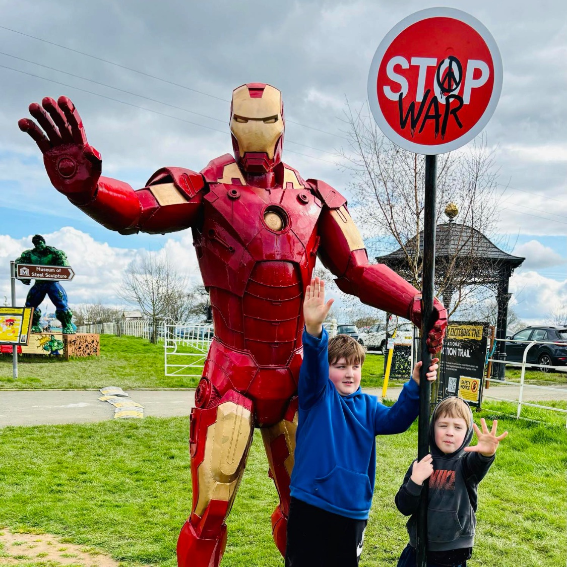 STOP WAR!! It's great to see your little ones interacting with our sculptures. We try to spread these important messages through our different styles of art. Here we have our much loved Ironman, made entirely out of recycled metal 🛑 PHOTO CREDIT: Emma Mounsey