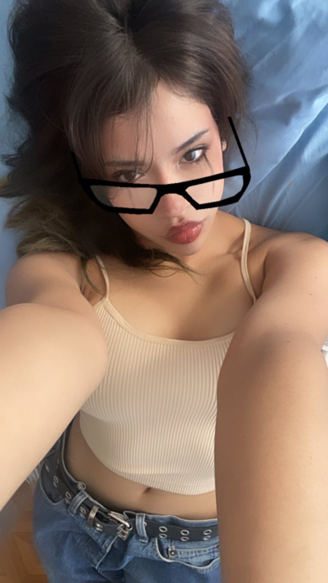 Rebeca tweet media