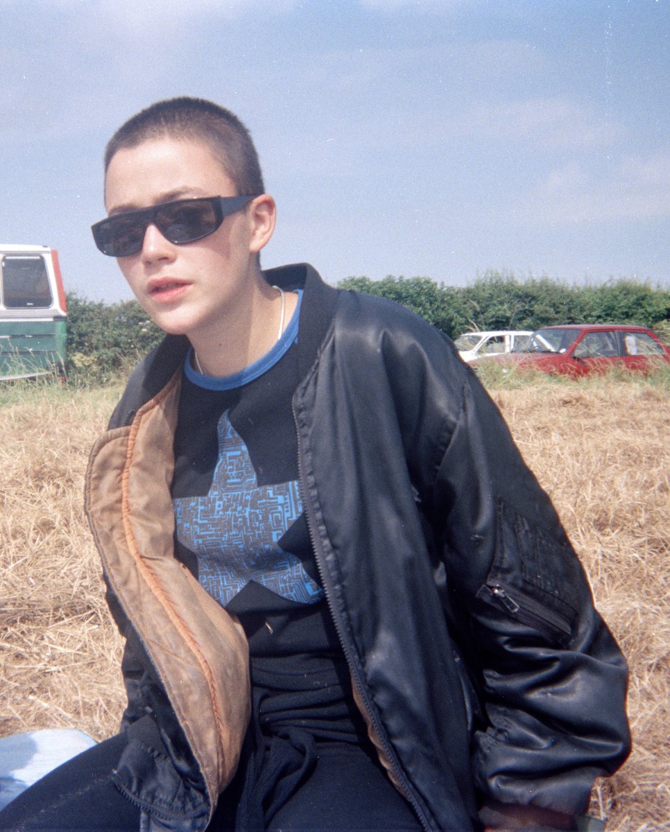 GALLERY46 tweet media