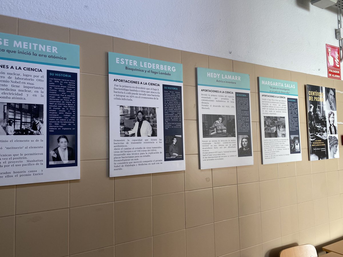 Visitando la Feria de las Ciencias de <a href="/iescamas/">IES Camas - Antonio Brisquet</a> para conocer el trabajo de los departamentos de #fyq #matematicas #Tecnologia y #biologia <a href="/cepcastilleja/">CEP Castilleja</a>