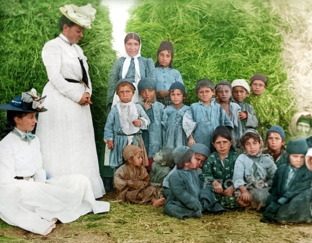 Two American missionaries among Assyrian villagers in Urmia/Persia in 1898. #assyrians #christians