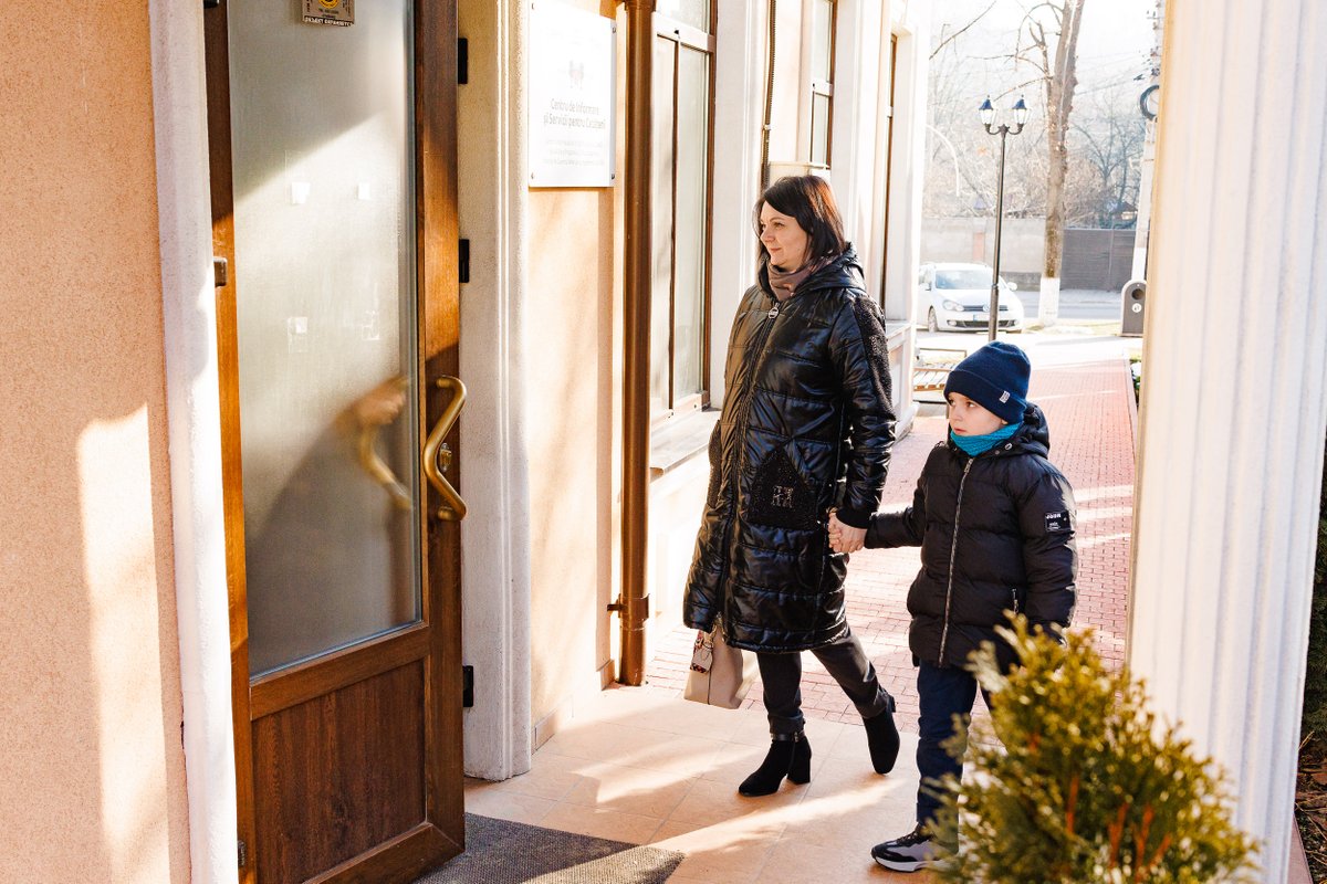 'If citizens come to the town hall with their children, we have to ensure conditions so that they can submit applications,' believes Valentina Casian, mayor of Strășeni city, which childcare facility benefits kids of employees & visitors. tinyurl.com/4939ycn3