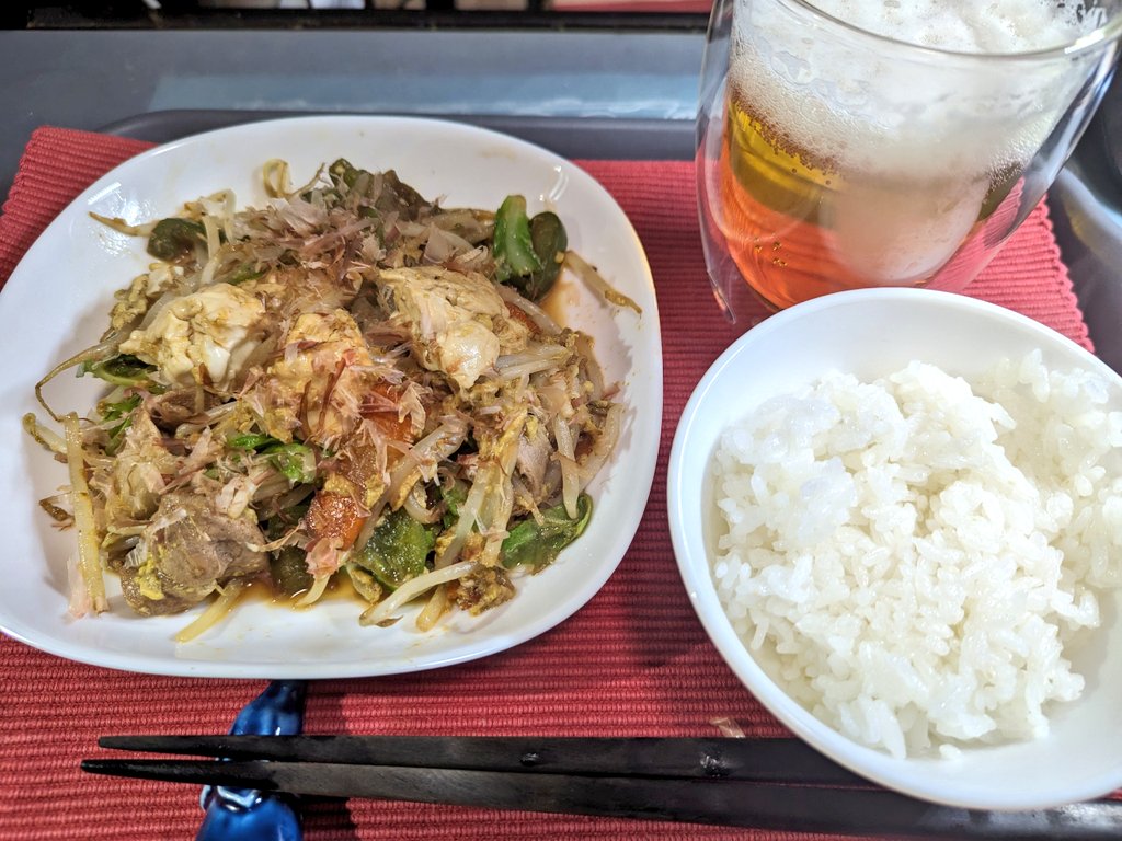 今日の晩ごはんは豆腐チャンプルー🏖 次回は豚バラの代わりにスパムでもいいかも🤔 #おうちごはん #料理記録