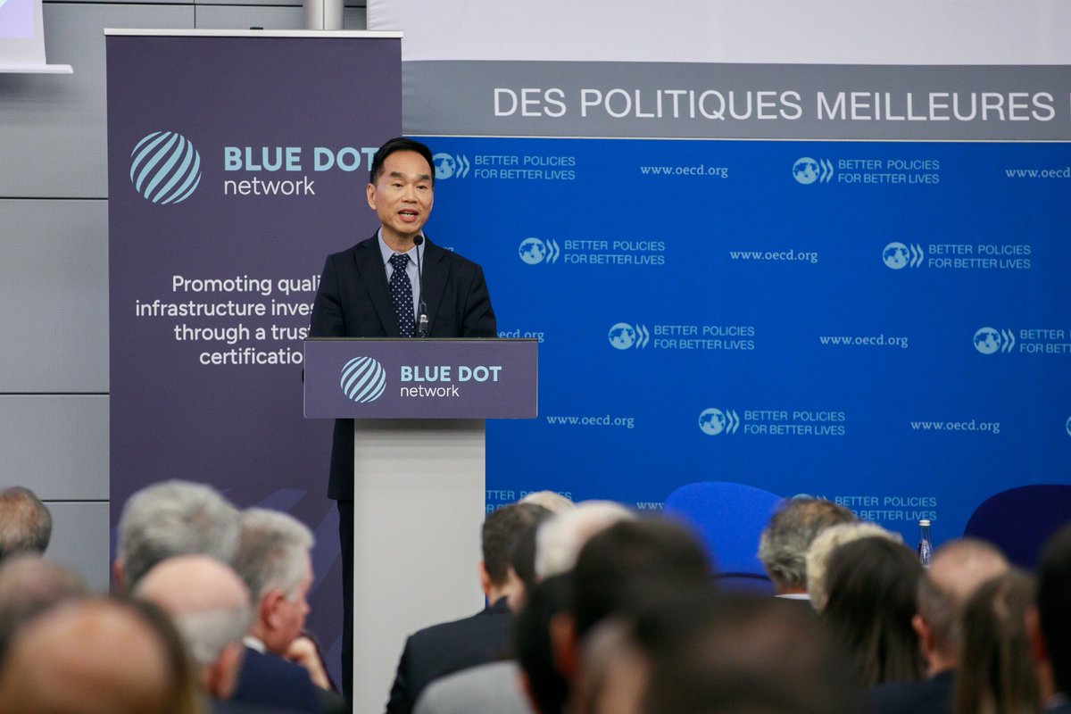 Edwin Lau tweet media