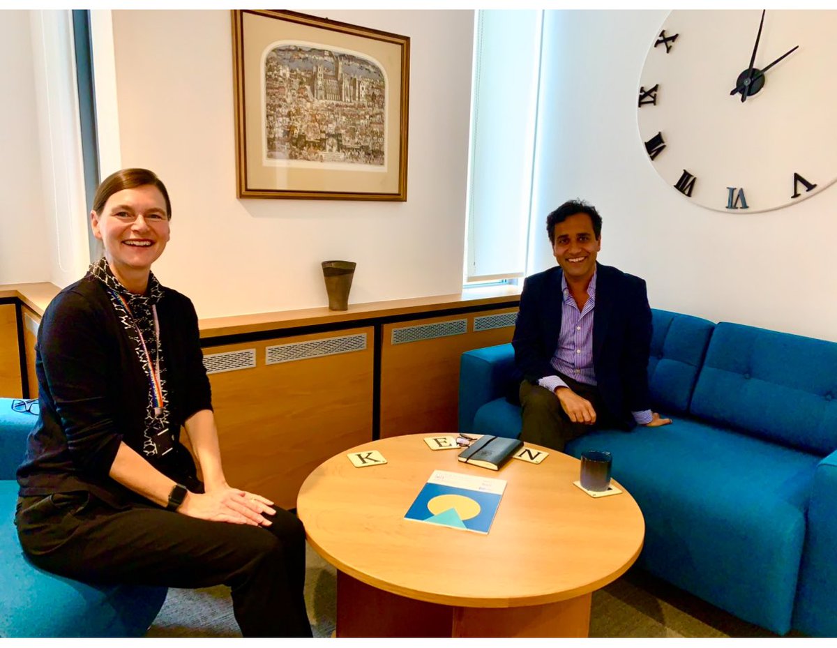 🙏 Professor Karen Cox VC @UniKent for excellent service over past 7 years. All the best for the future. It’s been a real pleasure to work with you. I was delighted to support you & all stakeholders in setting up Kent & Medway Medical School in 2023 training our future doctors