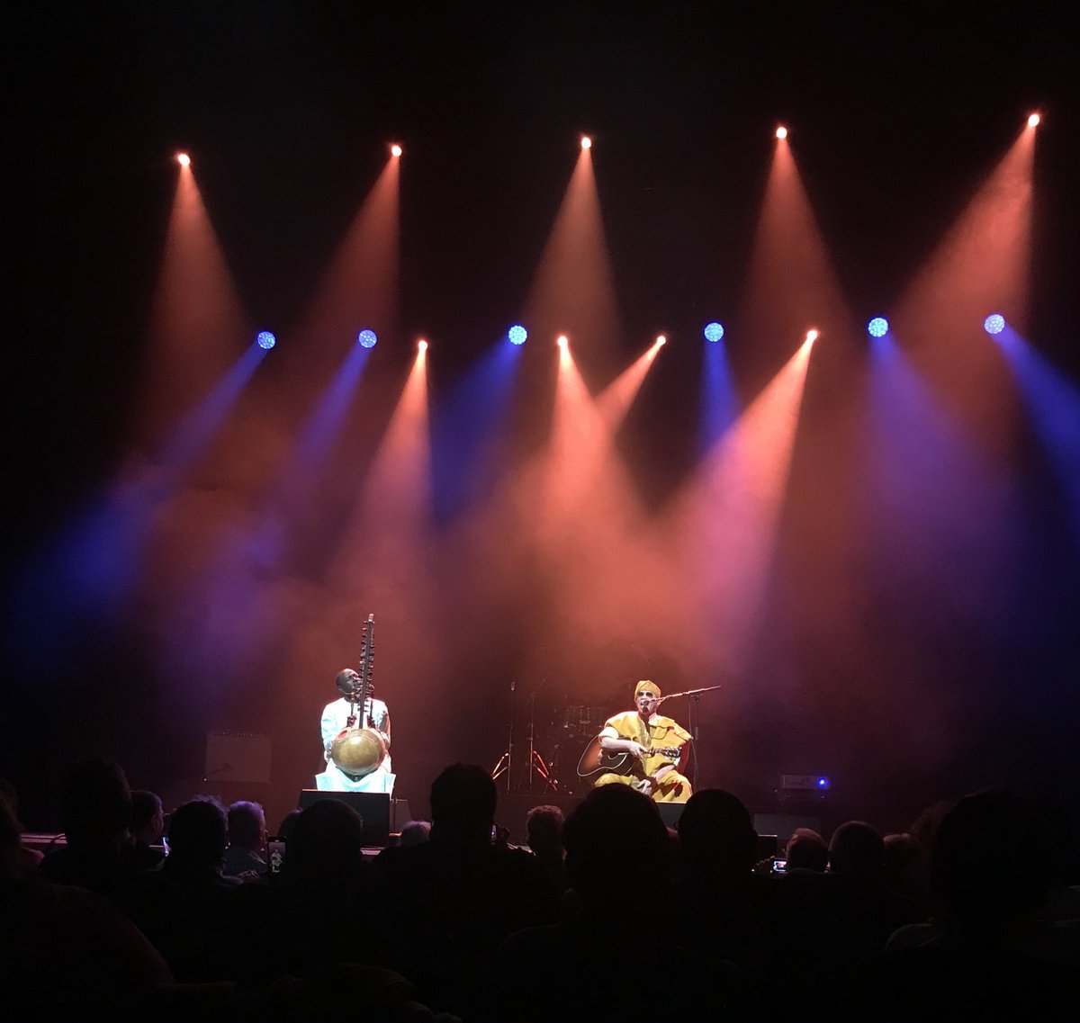 Congratulations to @SonglinesMag for their 25 years of supporting world music! What a fabulous concert at the @BarbicanCentre 2 weeks ago. @leventdunord, @Divanhana, @BalimayaProject & @SalifKeita.